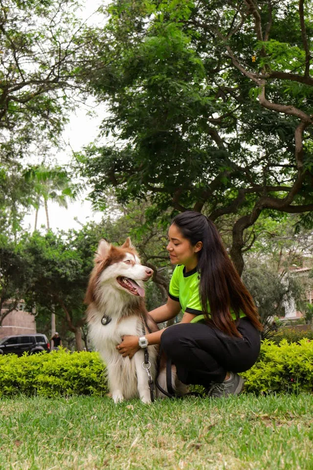 Cuidadora com pet
